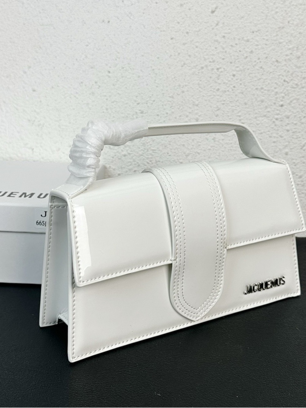 Jacquemus White Structured Top-Handle Leather Tote